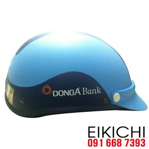 In logo lên nón bảo hiểm quảng cáo theo yêu cầu làm quà tặng khách hàng